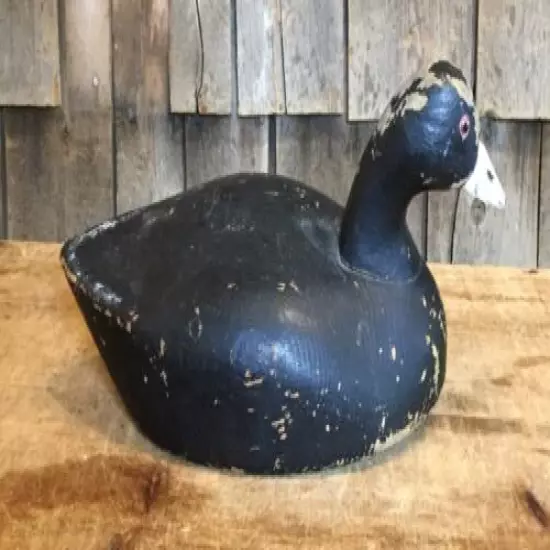 Vintage Wooden Hand Carved Decoy Duck Hunting Folk Art Collectable Display