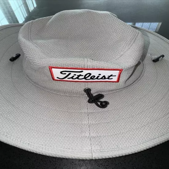 Titleist Pro V1 Light Gray Golf Bucket Hat