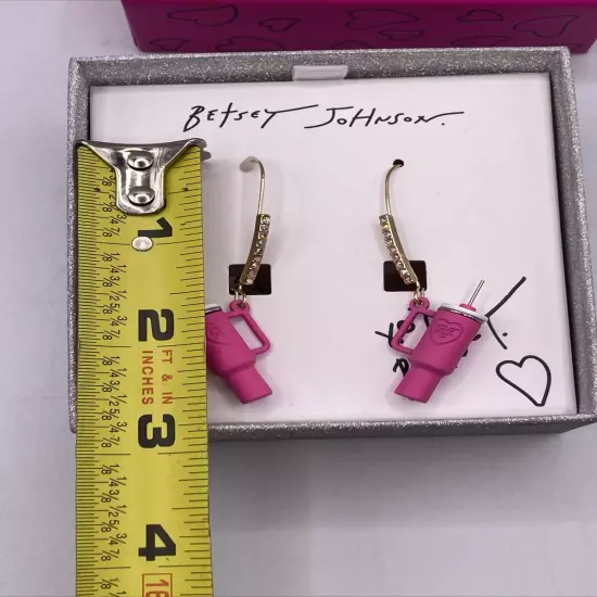 BETSEY JOHNSON HOT PINK STANLEY CUP DANGLE EARRINGS NIB