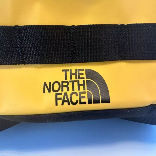 The North Face Base Camp Travel Canister Toiletry Bag Summit Gold NWOT 3.5L