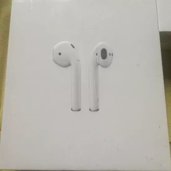 Apple AirPods With Charging Case 2nd Generation