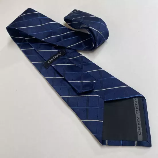 DKNY Blue 100% Silk Men’s Neck Tie Geometric Classic Adult Size Made In USA S66