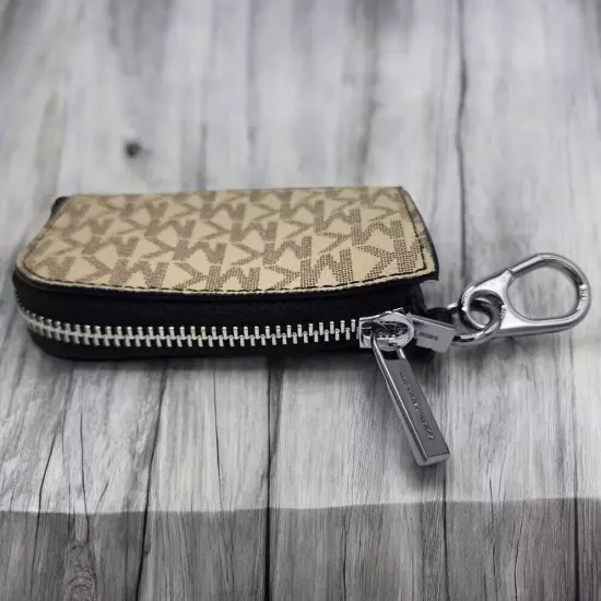 NEW MEN OR WOMEN' S Michael Kors Carabiner Zip Wallet & MK KEY CHAIN HEMP BROWN