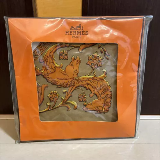 HERMÈS Scarf Carres 90 Beige Silk Horse Pattern Women France