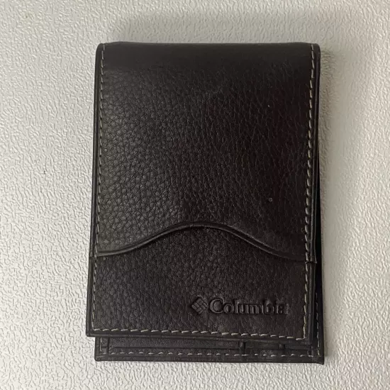 Columbia Bifold Brown Genuine Leather Billfold Wallet Brand New!