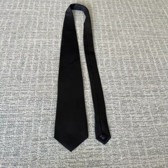 Excellent Keneth Roberts Black Silk Men’s Tie