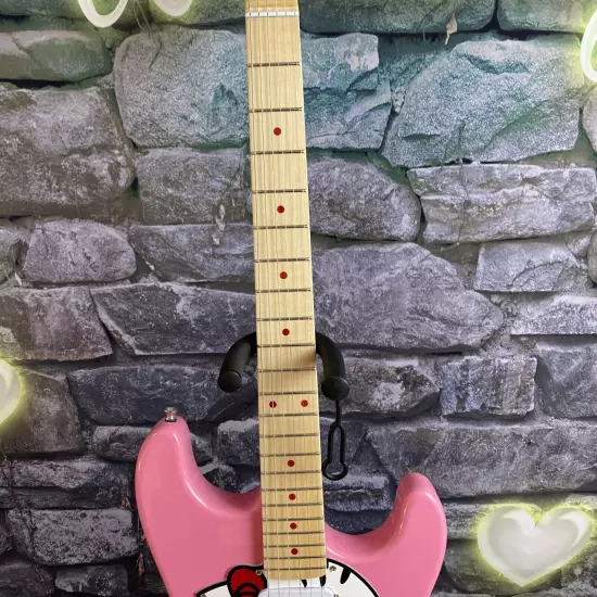 Hello Kitty Stratocaster Electric Guitar SSH Pickup Basswood body Fast delivery