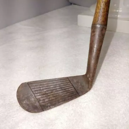 RH Antique Jock Hendry Approved Golfers Assn of America Mashie Iron P41 Wood