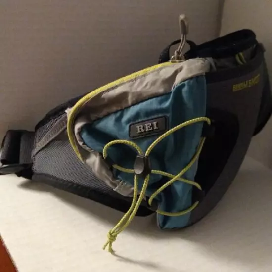 REI Single Shot Waist Pack Fanny Pack Adj. Size Single Water Bottle Holder