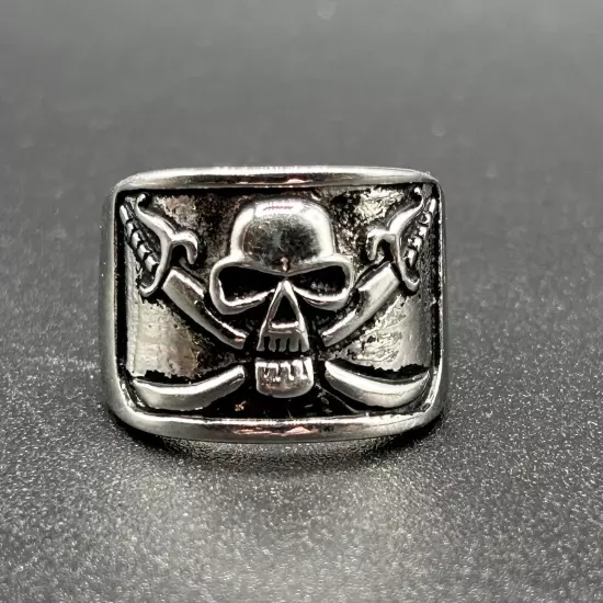 Skull and Cross Swords Ring Size 11-1/2 Pirate Goth Jewelry Thick Used