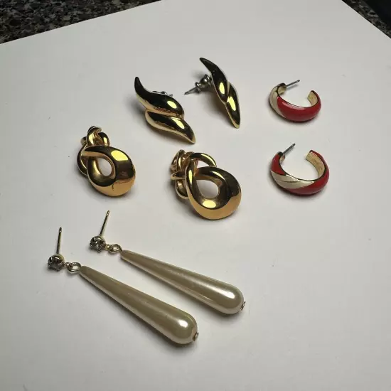 Retro Mix Hoop / Dangle / Stud Pierced Earrings Lot Of 4 Gold Tone