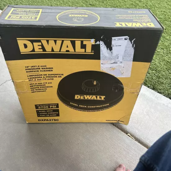 Dewalt 18" Pressure Washer Surface Cleaner DXPA37SC