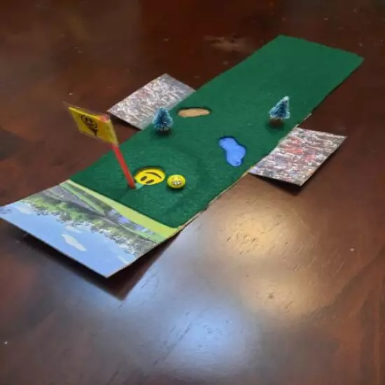 Miniature Indoor Golf Putting Family Game