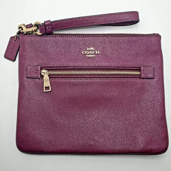 Coach Gallery Pouch 6.5 X 9.5 Pebble Leather Zip Top Wristlet Red Wine Burgandy