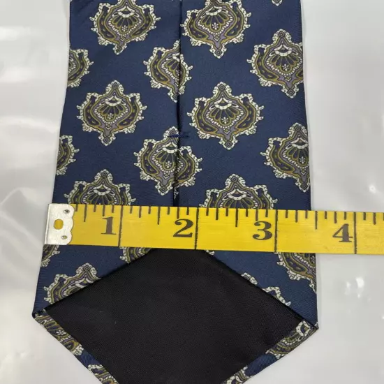 Eaton Paisley Crest Shield Geometric Blue Necktie Silk Tie 3.5" x 57"