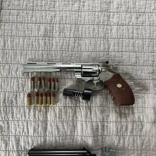 COLT PYTHON 6 INCH BARREL .177 CHROME COLOR BB GUN REVOLVER : UMAREX AIRGUNS