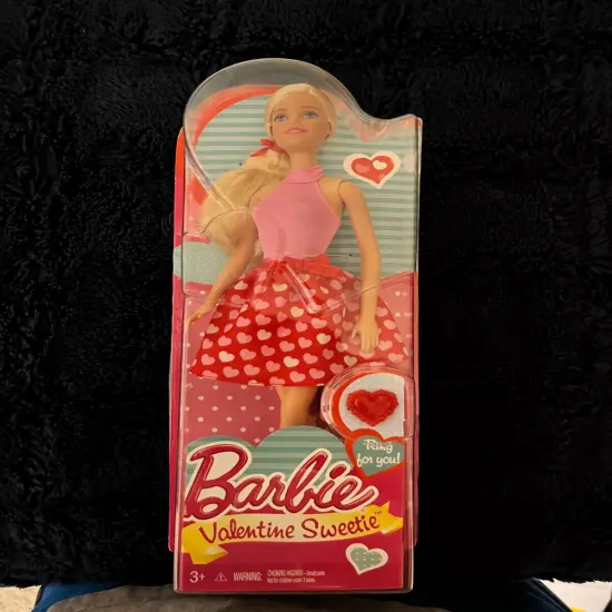 Massive Vintage Barbie Collection {20 new Barbie's a day!}*Combined Shipping*