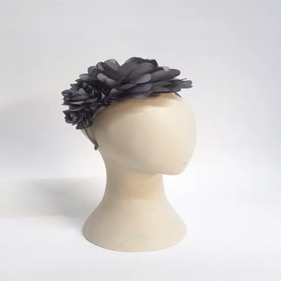 Chrysanthemum Flower Fascinator