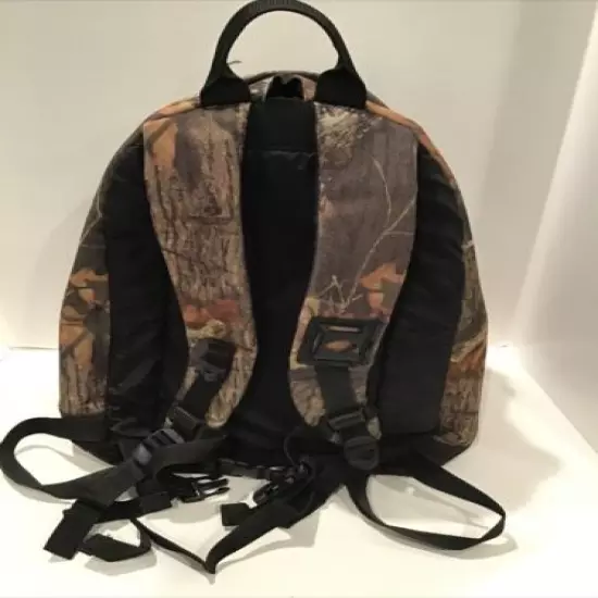 Fieldline Camoflauge Backpack Hunting camping hiking Padded Strap 7 Pocket 24”