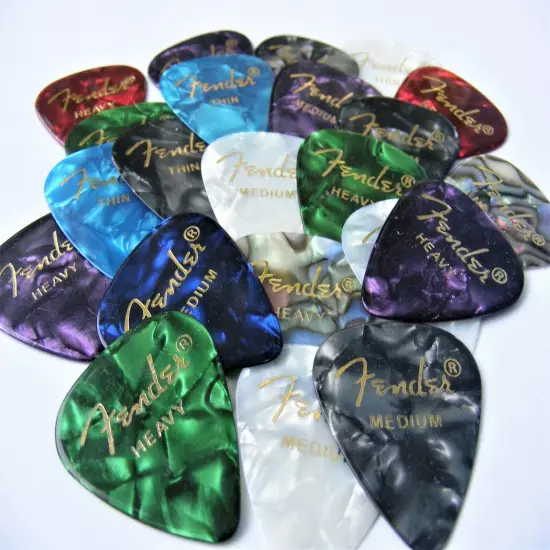 Fender 351 Premium Celluloid Guitar Picks 12 Variety Pack (Thin, Med and Heavy)