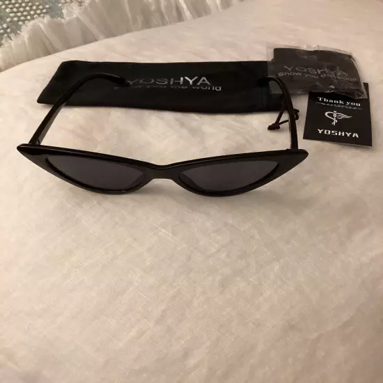 Yoshya Cat Eye Sunglasses, Black Plastic, New In Bag, Gorgeous!