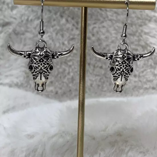 New Cowboy Boho Steer Longhorn Bull Earrings Silver-tone Pierced 2”L Laser Cut