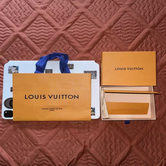 Louis Vuitton Multiple Wallet