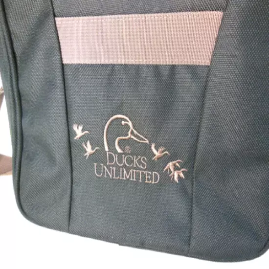 Ducks unlimited padded Brown field bag with Dividers and Shoulder Strap