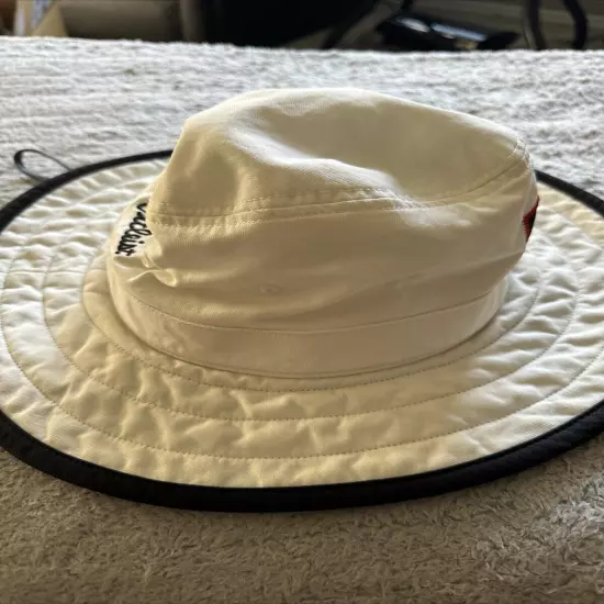 White Titleist Golf Bucket Hat Size S/M Adjustable