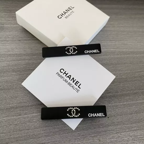 Chanel Beauty Hairpin / Chanel Hair Accessories