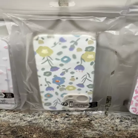 Iphone 13 Pro Cases, Lot Of 4 BRAND NEW!l