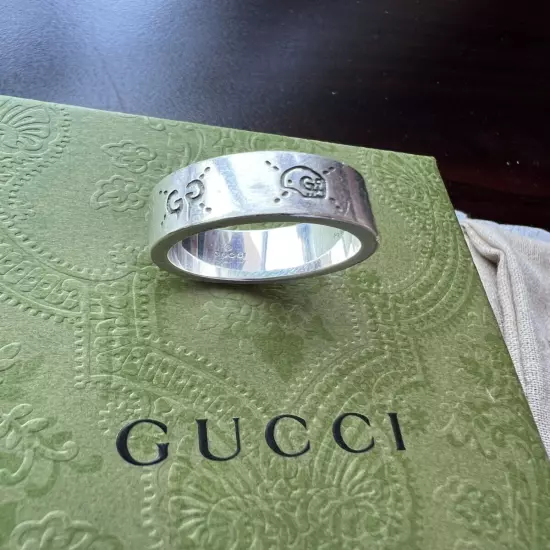 *Gucci* Men's Silver Ghost Ring (Gucci size 23, US size 10.5)