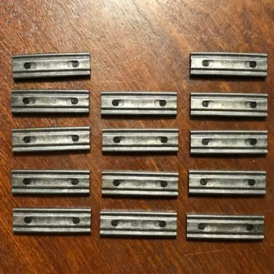 Lot Of 14 Vintage Military Surplus M801981 7.62 5 Round Charging Stripper Clips