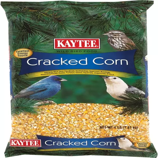 Cracked Corn Wild Bird Food 4Lb