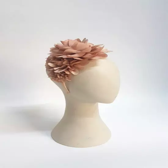 Chrysanthemum Flower Fascinator