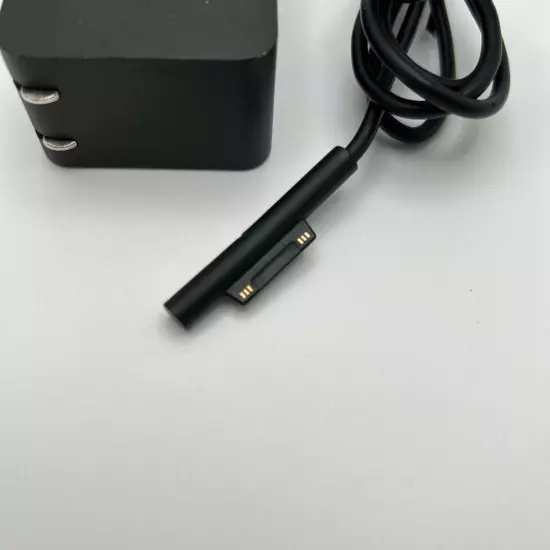 Microsoft Surface Charger Model 1735 15V, 24W