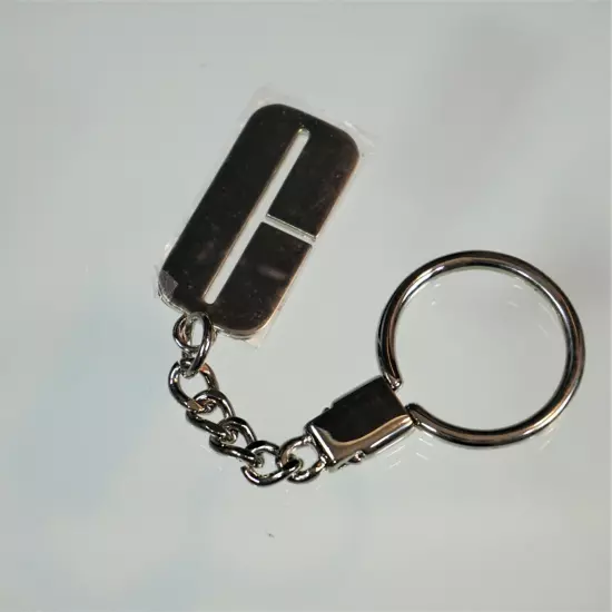 CLINIQUE Signature Silver Tone Color Keychain C Logo Key Chain Ring 