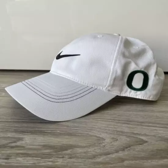 University of Oregon Nike Golf Hat Snap Back Adjustable Dri Fit Unisex NWT