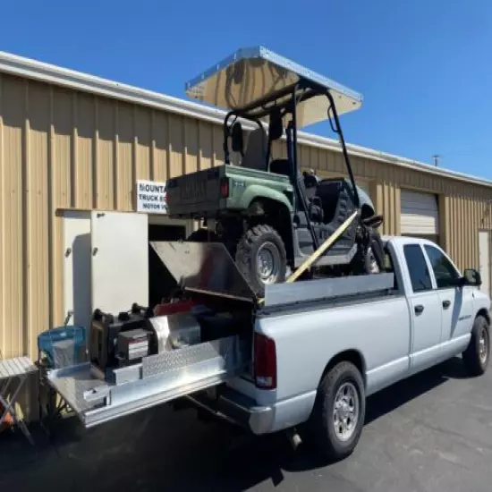 CAN-AM LOADER FOR PICKUP TRUCK AND PULL AN RV