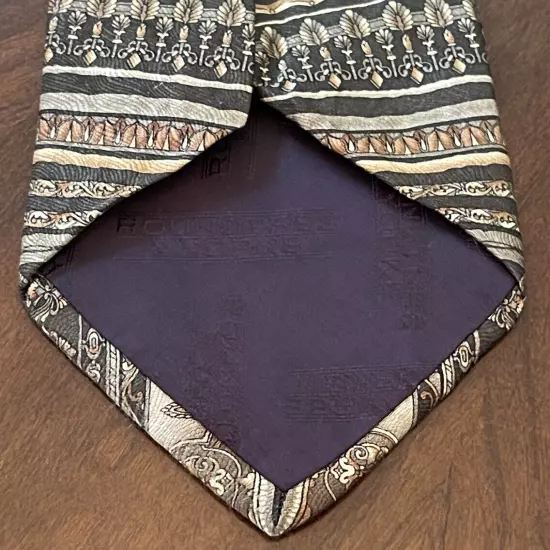 Round & Yorke Hand Made 100% Imported Silk Men’s Neck Tie Made In USA