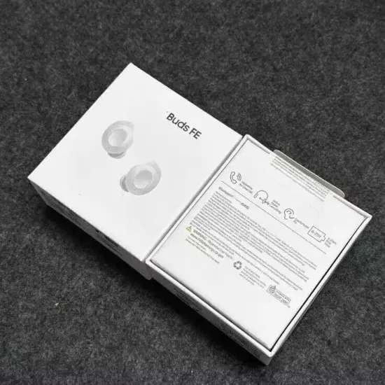 Samsung Galaxy Buds FE True Wireless Bluetooth Earbuds Graphite - Excellent