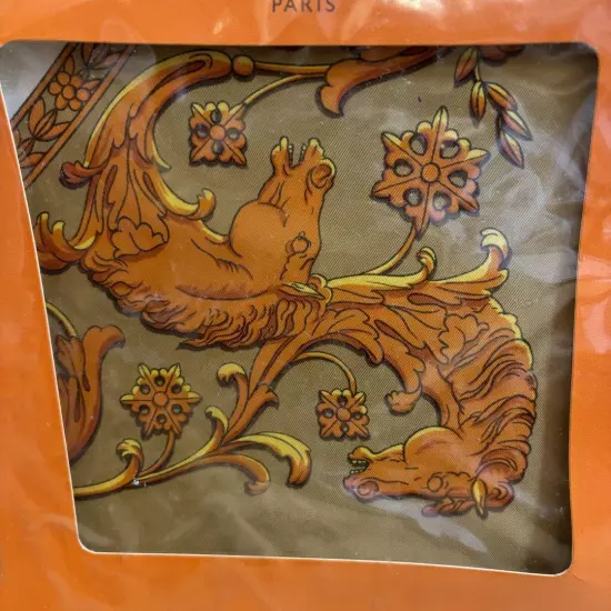 HERMÈS Scarf Carres 90 Beige Silk Horse Pattern Women France