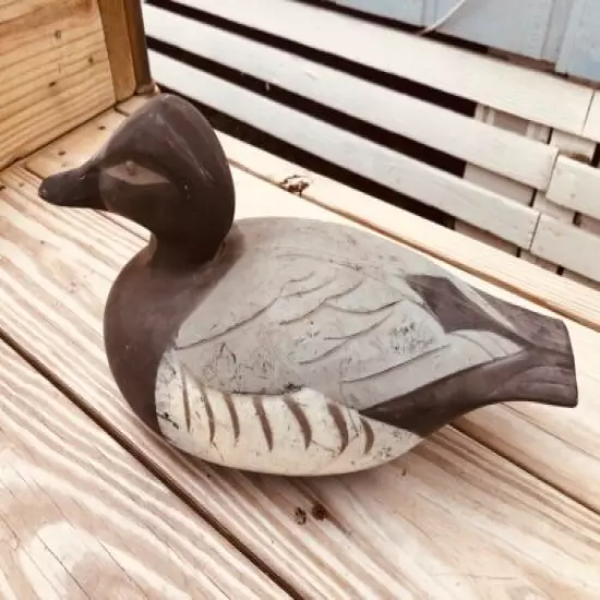 Vintage, D9 hen canvasback decoy