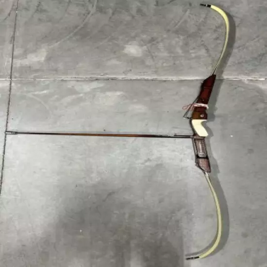 Hoyt Competition Carbon Plus Gold Medalist Recurve Bow 70”/ 36lb/ Left Hand