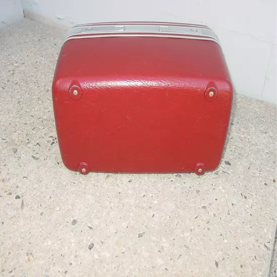 Samsonite Profile II Burgundy Cosmetic Train Case Carry W/Mirror No Keys No Tray