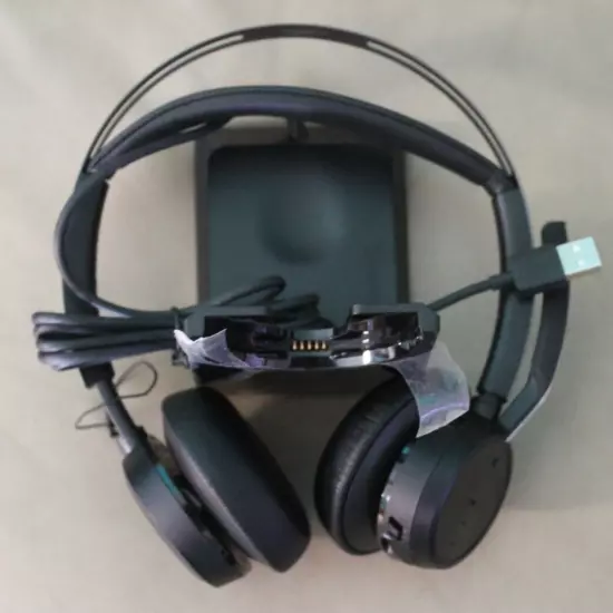 Poly Voyager Focus 2 Wireless Headset