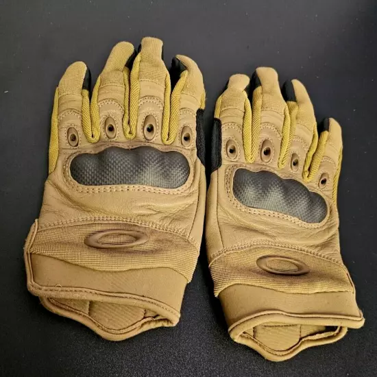 Oakley Factory Pilot 2.0 Gloves FDE/Coyote/Tan Carbon Fiber Knucle Plate Size L