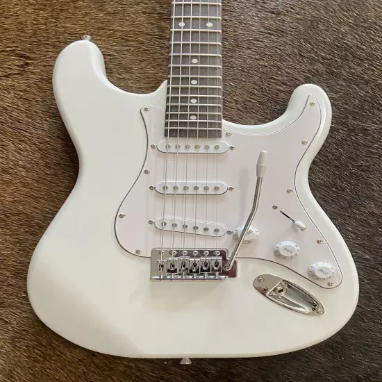 olympic White Stratocaster electric guitar. Unbranded