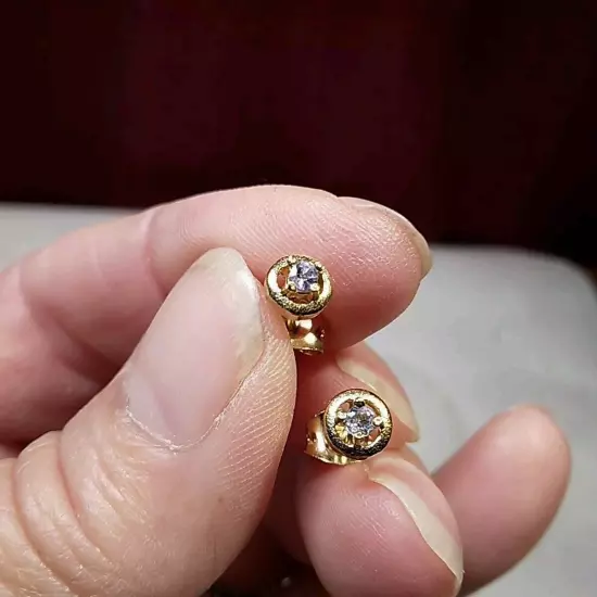 2 Pair Gold Tone Stud Earrings