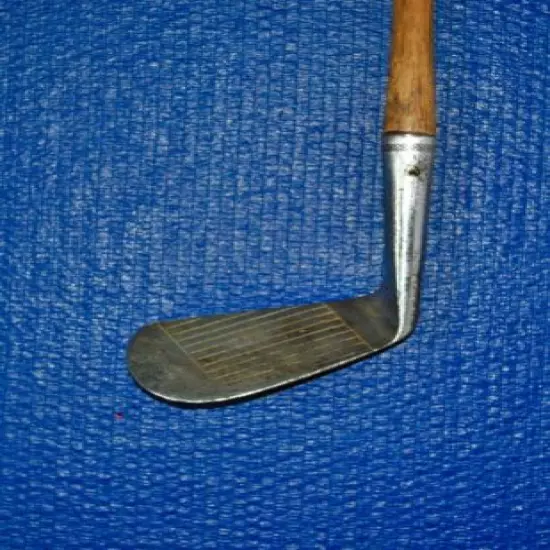 MacGregor Hickory Shafted Go Sum Ladies RH Mashie (KHT)